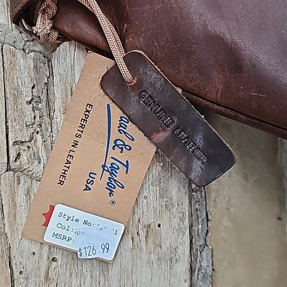 Paul and Taylor Sling Bag - Picture 8 of 8